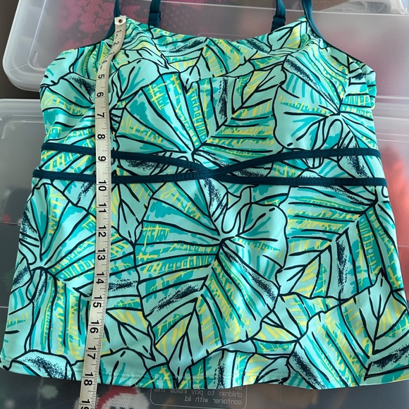 L.L. Bean Swimwear Patterned Tankini Top Size 14 Beach Glass Tropical Leaves - Picture 5 of 10